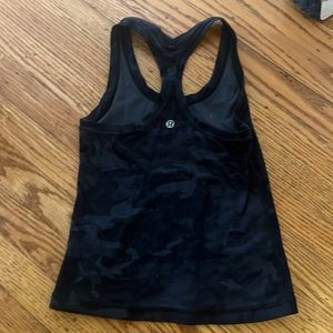 Lululemon cropped align camo tank